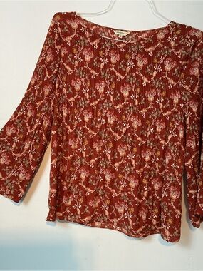Max Studio Burnt Orange Floral Pleated Long Sleeve Blouse